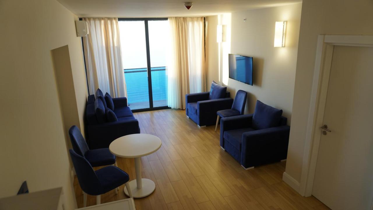 Diamond Apartment バトゥーミ エクステリア 写真